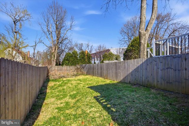 114 W 11TH AVE, Conshohocken, PA 19428