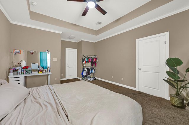 12739 Bridle Springs Lane, Houston, TX 77044