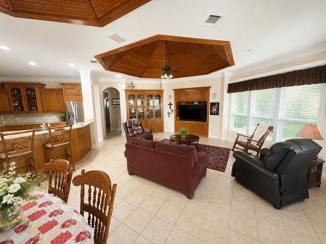 570 Harmony Circle, Weatherford, TX 76087