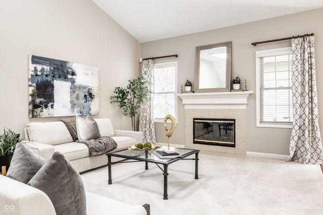 15215 Declaration Drive, Westfield, IN 46074