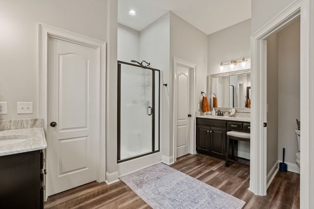 1945 Mann Rd, Lebanon, TN 37087