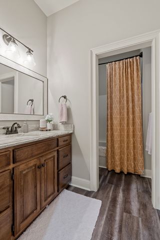 1945 Mann Rd, Lebanon, TN 37087