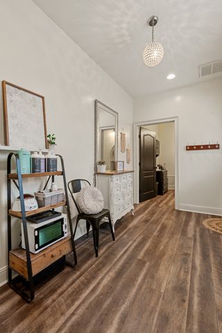 1945 Mann Rd, Lebanon, TN 37087