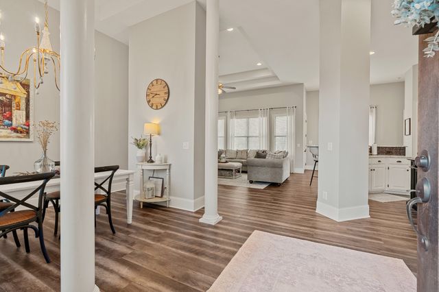 1945 Mann Rd, Lebanon, TN 37087