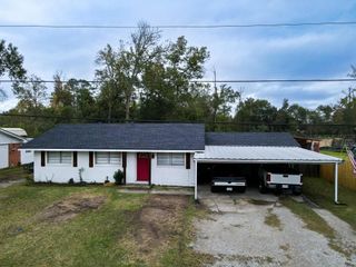 735 Urban St, Sulphur, LA 70663
