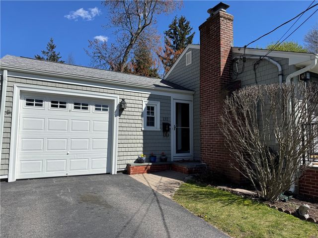 132 Scenic Drive, Cranston, RI 02920