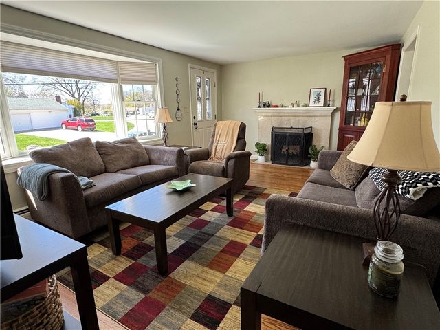 132 Scenic Drive, Cranston, RI 02920