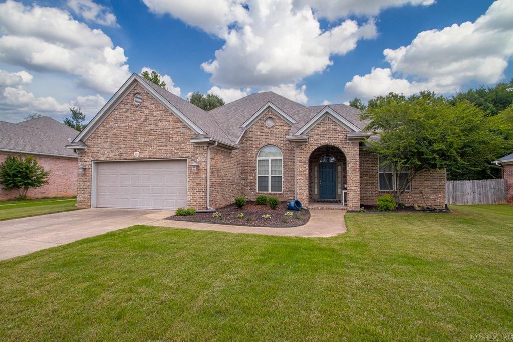 4014 EVERGREEN Drive, Benton, AR 72015