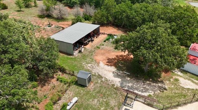 2628 County Road 316, Lexington, TX 78947