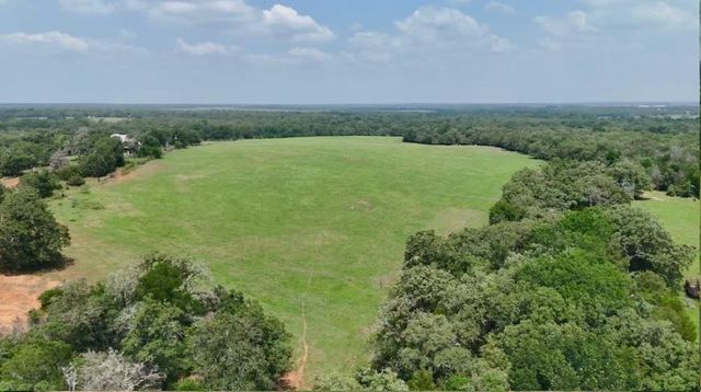 2628 County Road 316, Lexington, TX 78947