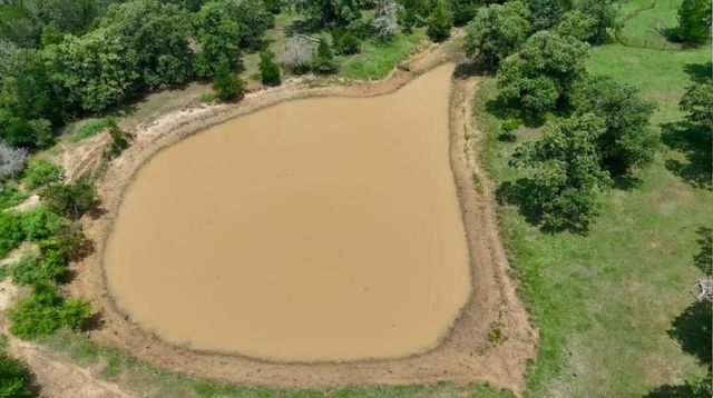 2628 County Road 316, Lexington, TX 78947