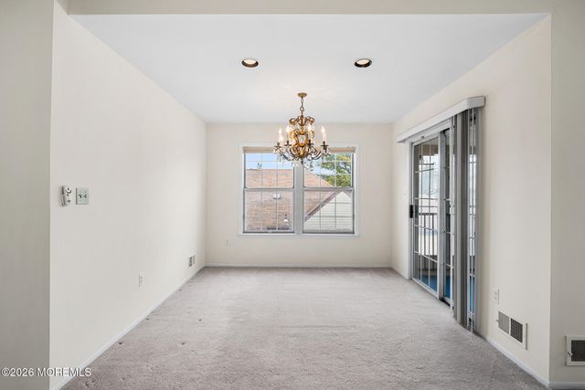 11 Rothwell Drive 11D, Monroe, NJ 08831