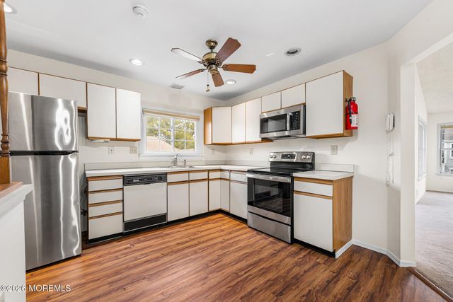 11 Rothwell Drive 11D, Monroe, NJ 08831