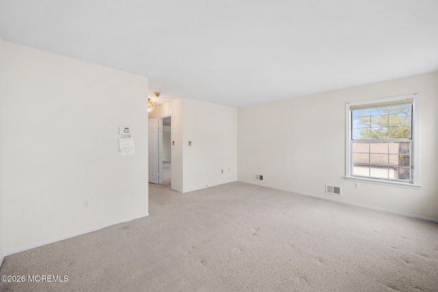 11 Rothwell Drive 11D, Monroe, NJ 08831