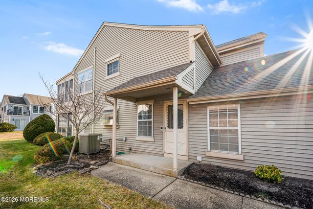 11 Rothwell Drive 11D, Monroe, NJ 08831