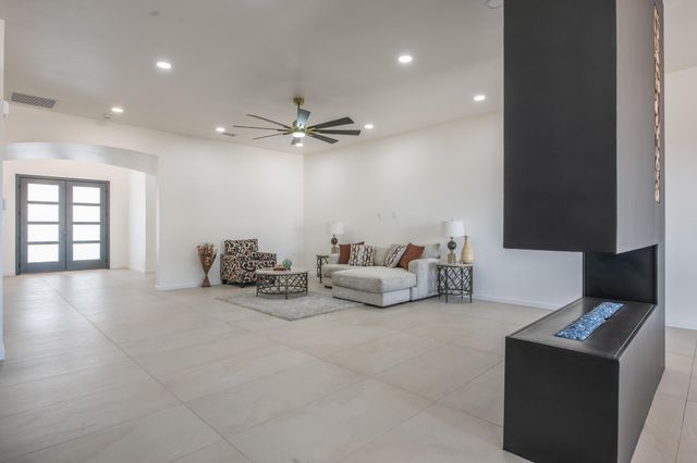 1709 22ND Avenue SE, Rio Rancho, NM 87124