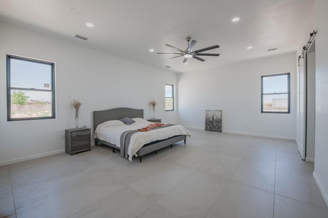 1709 22ND Avenue SE, Rio Rancho, NM 87124