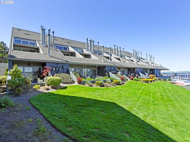 81 N HAYDEN BAY Dr, Portland, OR 97217