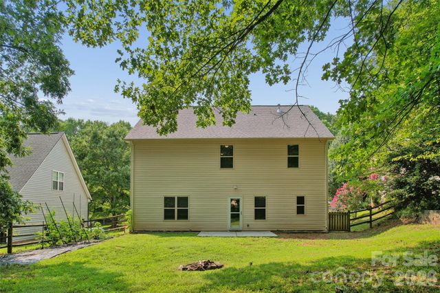 8402 Bampton Drive, Concord, NC 28027