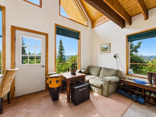 396 NORDSTRASSE ROAD, Fairbanks, AK 99709