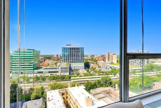 5201 S Cornell Street 16E, Chicago, IL 60615