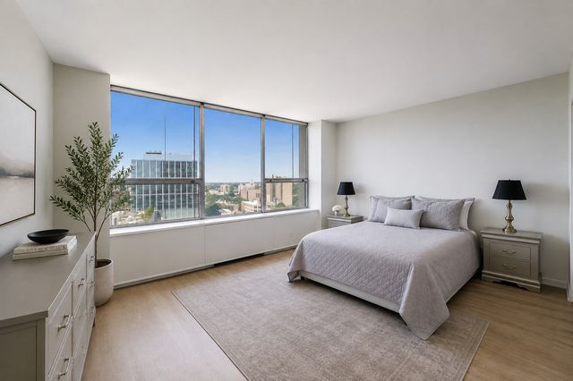5201 S Cornell Street 16E, Chicago, IL 60615
