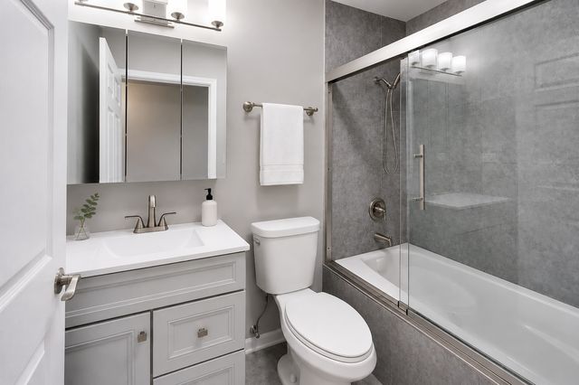 5201 S Cornell Street 16E, Chicago, IL 60615