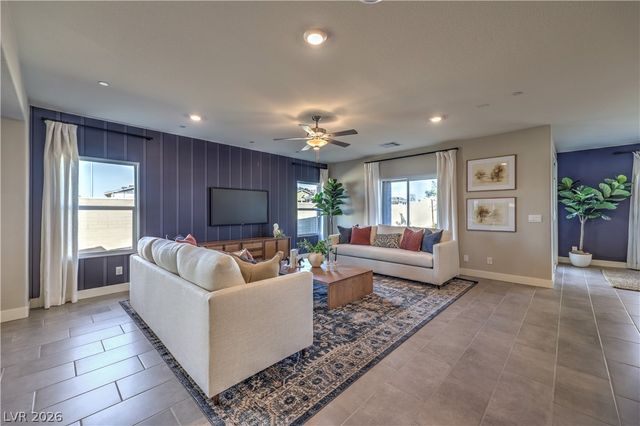 1000 Gentle Swan, Henderson, NV 89011