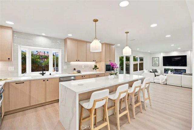 21891 Summerwind, Huntington Beach, CA 92646