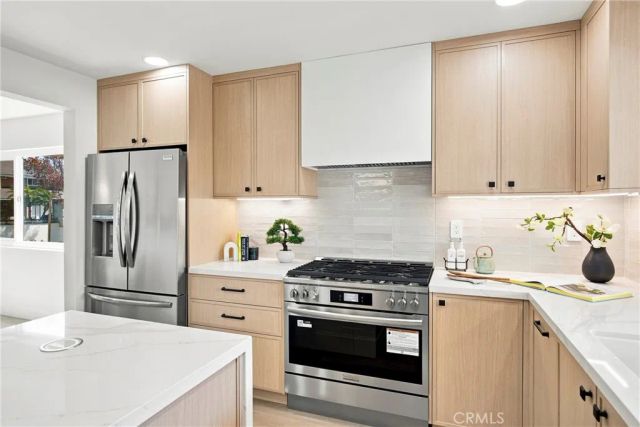21891 Summerwind, Huntington Beach, CA 92646