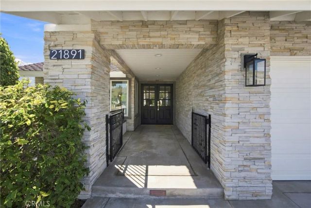21891 Summerwind, Huntington Beach, CA 92646