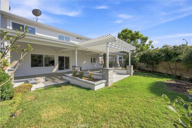 21891 Summerwind, Huntington Beach, CA 92646