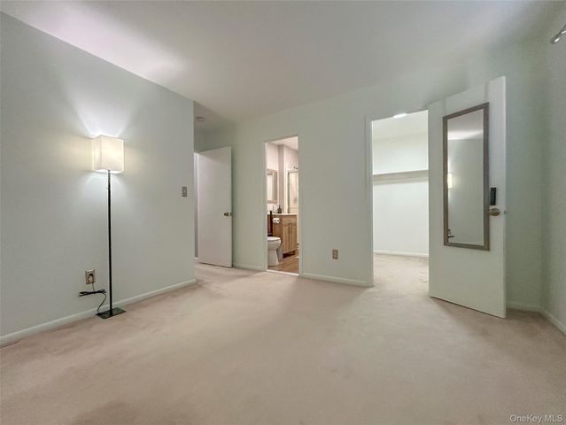 5 Loudon Drive 9, Fishkill, NY 12524