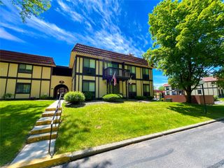 5 Loudon Drive 9, Fishkill, NY 12524
