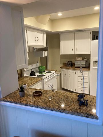 130 59TH STREET W, Bradenton, FL 34209