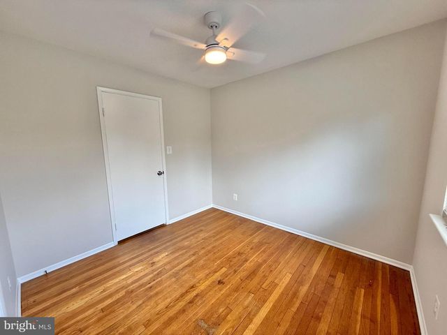 7700 GLENISTER DR, Springfield, VA 22152