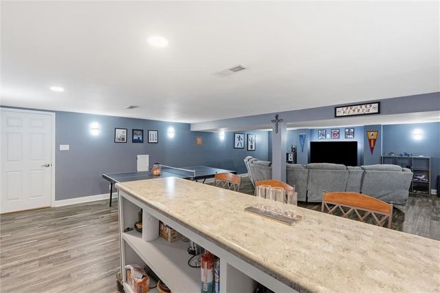 743 Linda Lane, Bonner Springs, KS 66012
