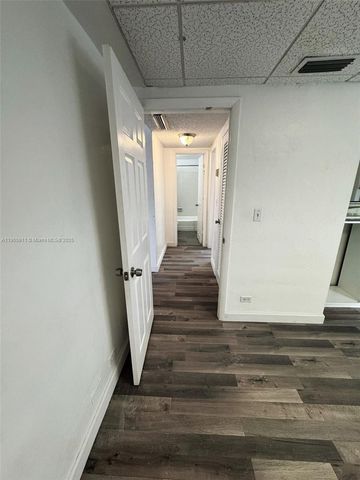 1610 NW N River Dr 112, Miami, FL 33125