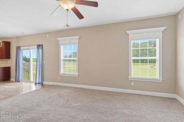 122 Rosedale Drive, Moyock, NC 27958