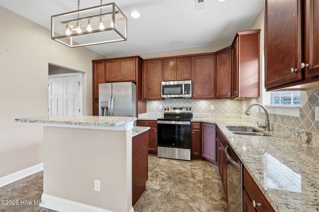 122 Rosedale Drive, Moyock, NC 27958