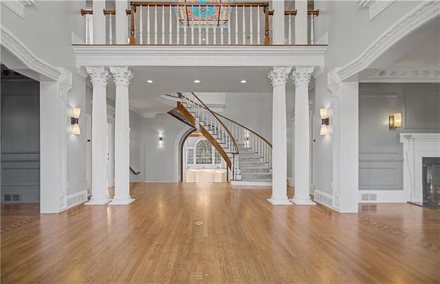 1445 Hillside Drive, Grayson, GA 30017