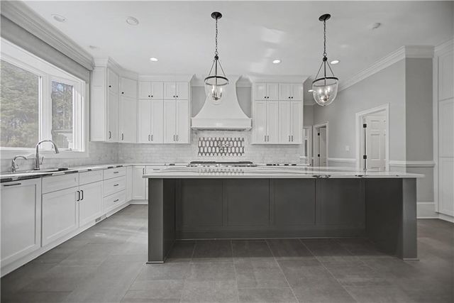 1445 Hillside Drive, Grayson, GA 30017