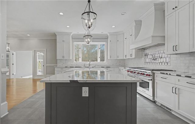 1445 Hillside Drive, Grayson, GA 30017