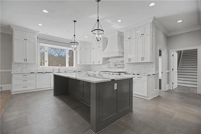 1445 Hillside Drive, Grayson, GA 30017