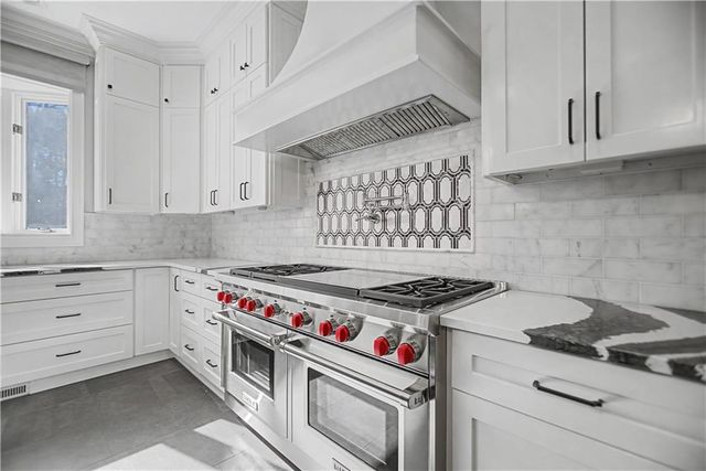 1445 Hillside Drive, Grayson, GA 30017