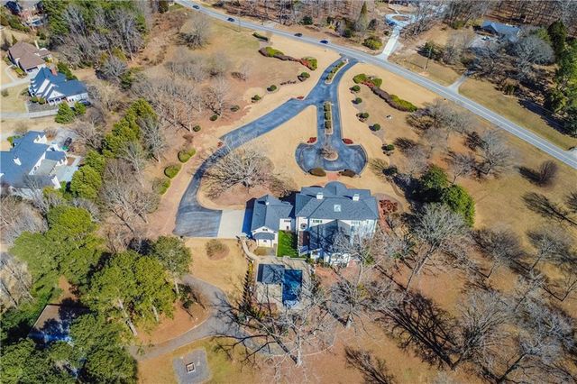 1445 Hillside Drive, Grayson, GA 30017