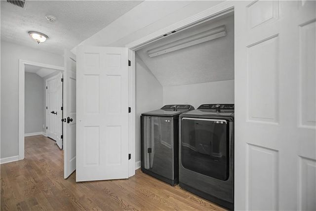 1445 Hillside Drive, Grayson, GA 30017