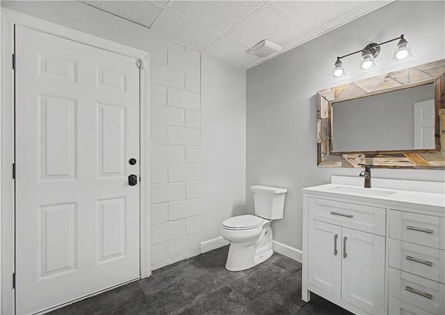 1445 Hillside Drive, Grayson, GA 30017