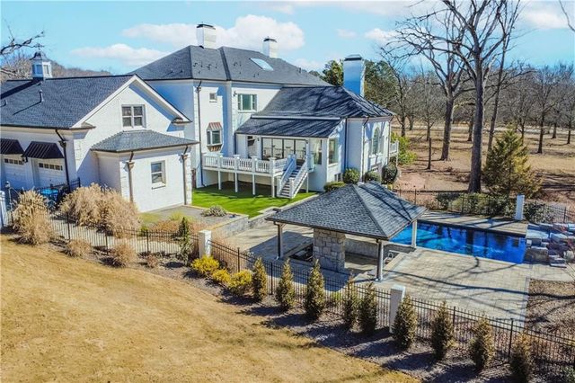 1445 Hillside Drive, Grayson, GA 30017