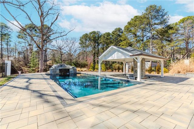 1445 Hillside Drive, Grayson, GA 30017